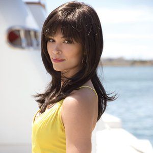 Elliot Wig- Rene of Paris Wig'-Color- Razberry Ice-Rooted